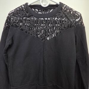 Amour Vert Black Lace Yoke Sweatshirt